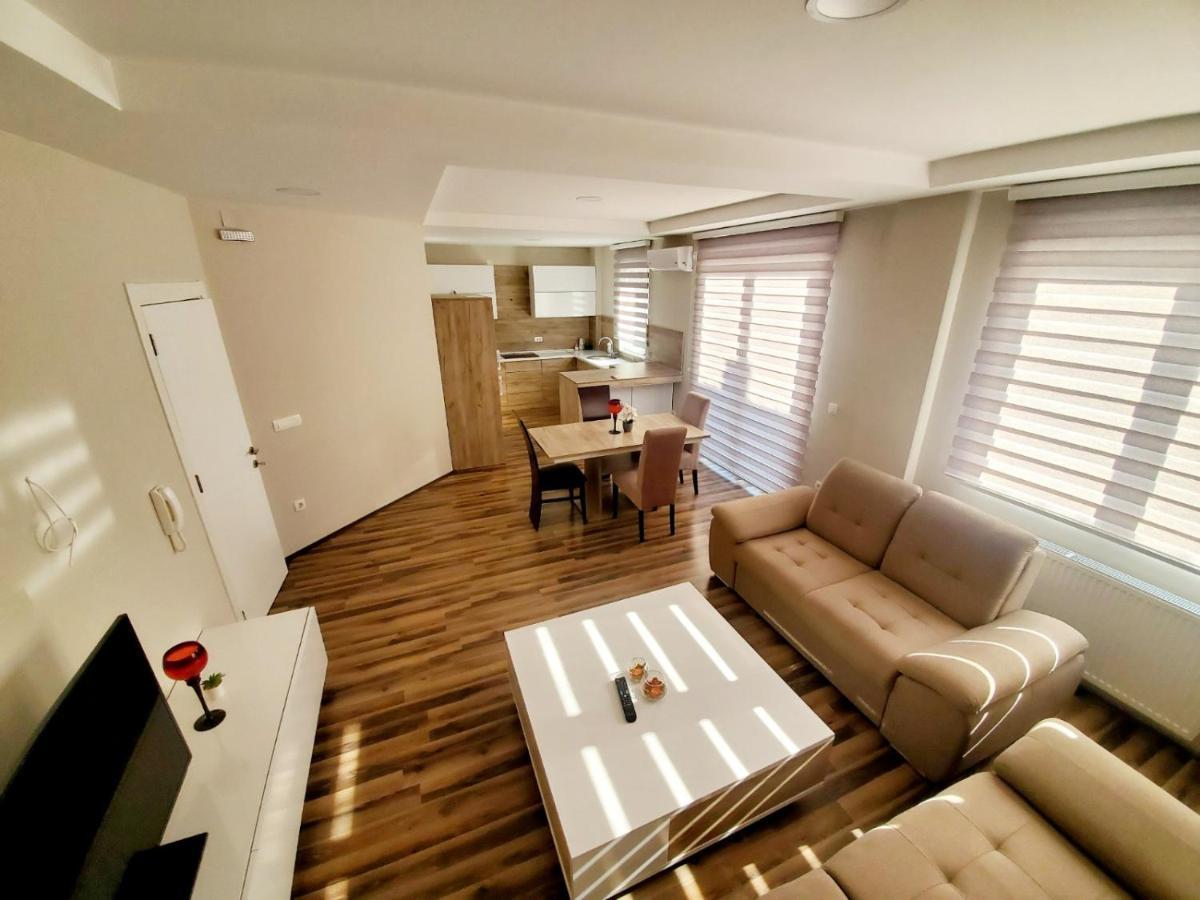 Vila Manuela Aparthotel Gyevgyelija Kültér fotó
